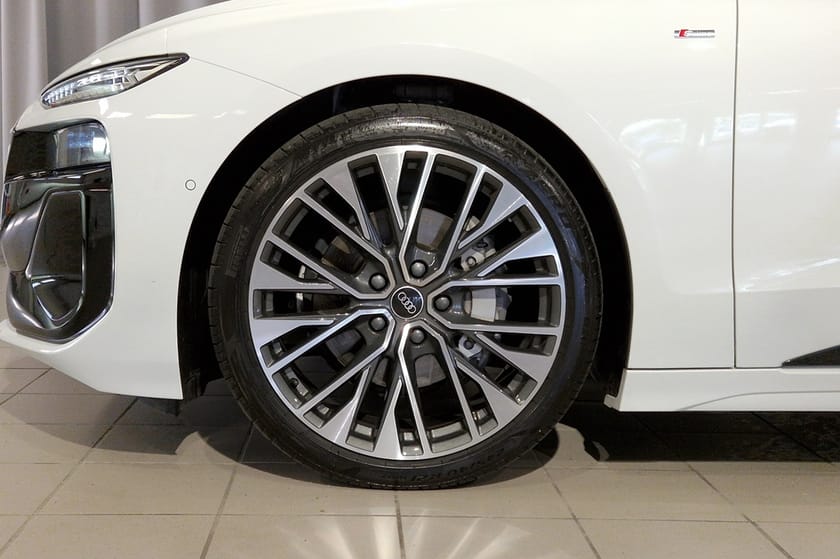 Bild 3 av Audi A6 Sportback e-tron quattro S-line | Drag | Soft-close | P-klim | 360