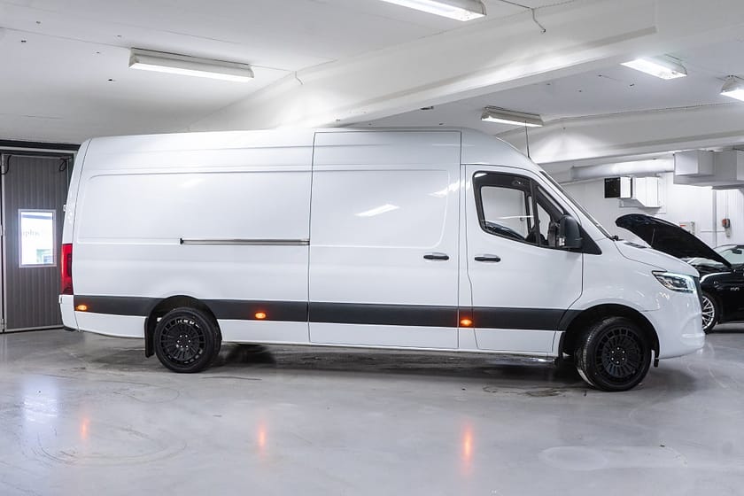 Bild 5 av Mercedes-Benz Sprinter 316 CDI Panel Van 7G+ | MOMS | Maxiskåp | Värm | 20" | 3158kr/mån