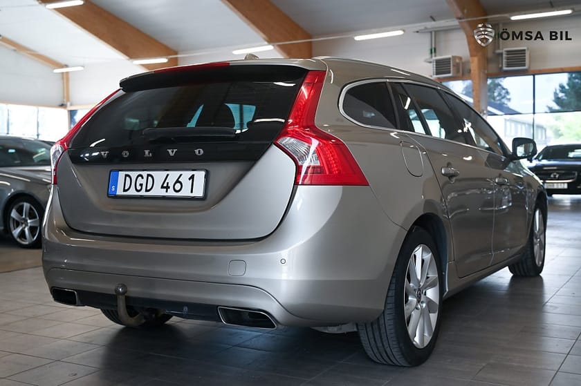Bild 4 av Volvo V60 D4 Summum Business Edition Pro Navi Drag Värmare 181hk