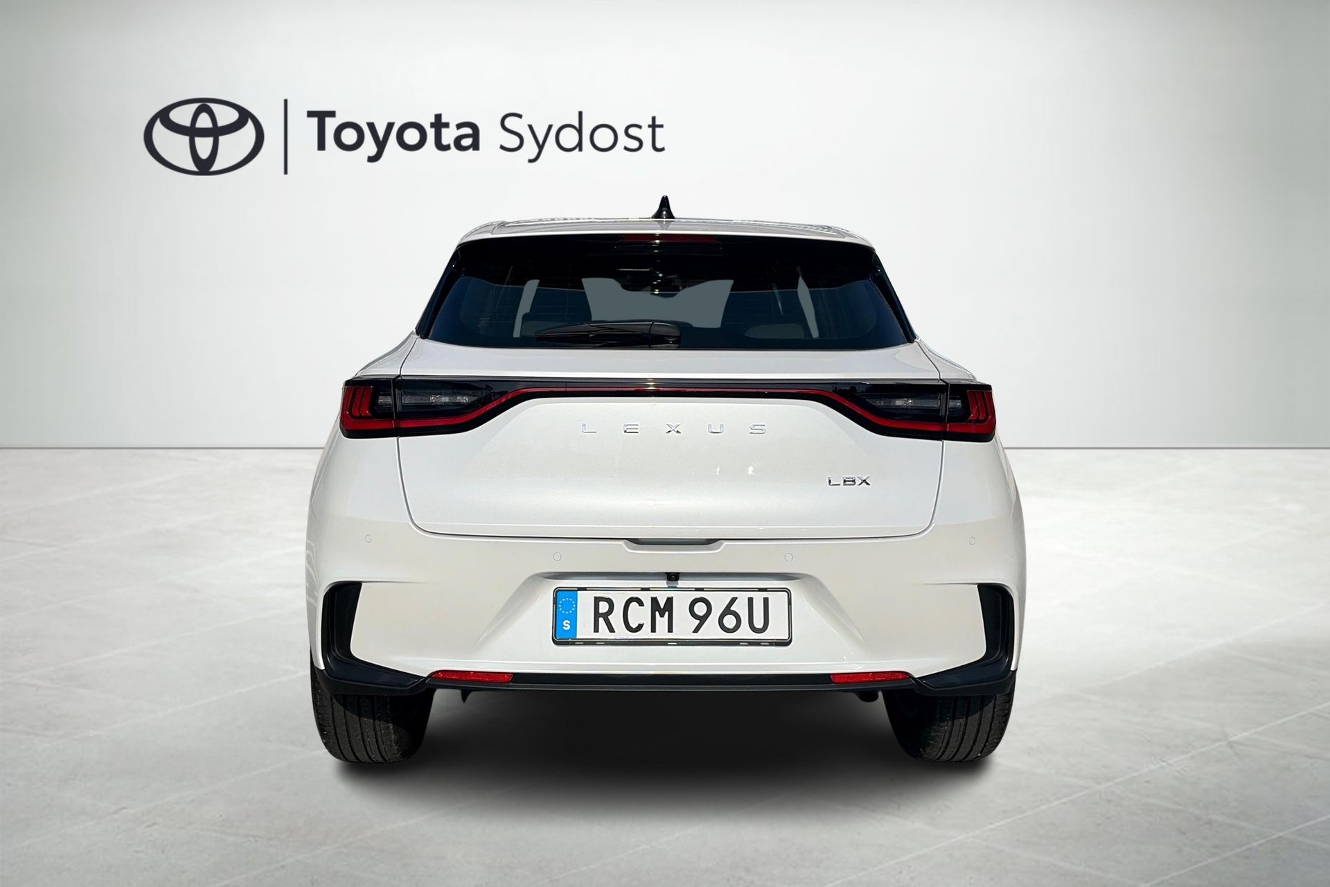 Lexus LBX 1.5 P-sensorer 2026, photo 5/10