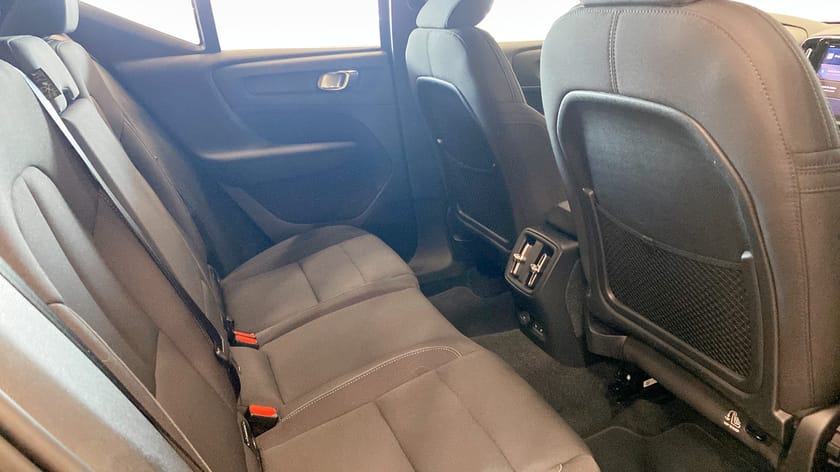 Bild 5 av Volvo XC40 Recharge 231hk Core - Apple CarPlay - Backkamera