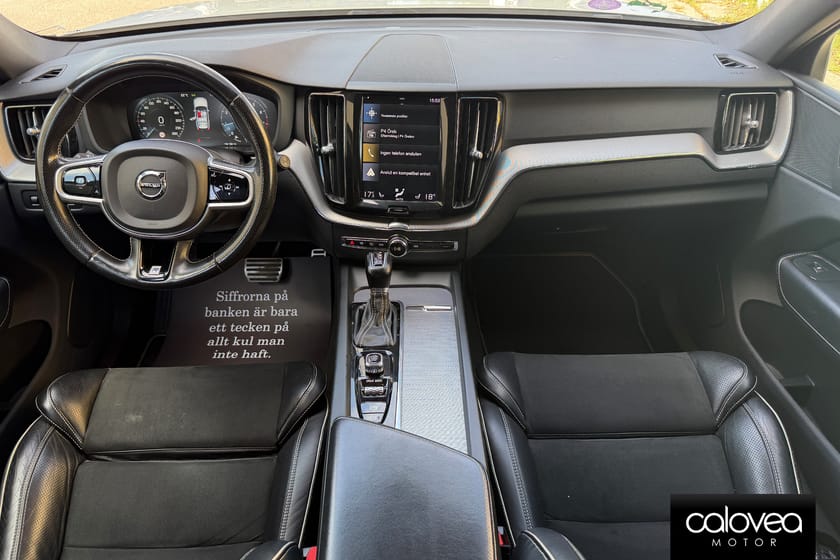 Bild 5 av Volvo XC60 T5 AWD R-Design - Dragkrok, Bränslevärmare