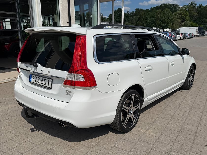 Bild 4 av Volvo V70 D4 AWD Momentum 181 hk