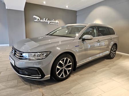 Volkswagen Passat Sportscombi GTE SC 218hk V-hjul Drag Värmare SoH 95,9%