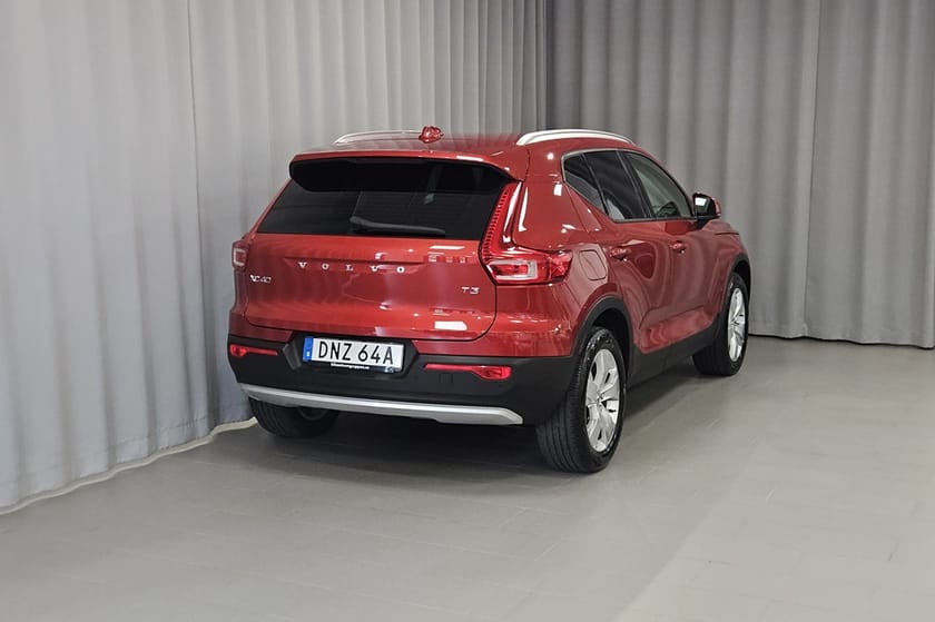 Bild 3 av Volvo XC40 T3 Geartronic 163HK Momentum Aut Drag