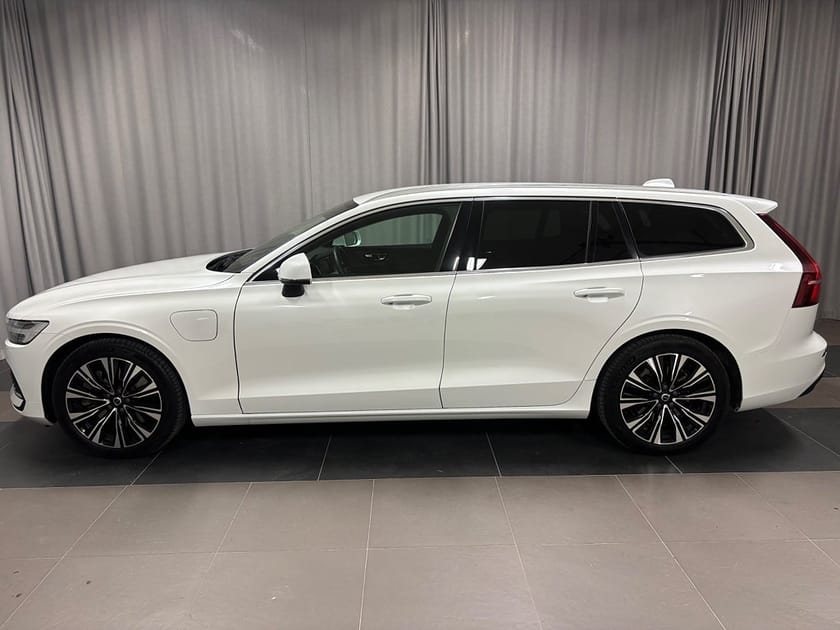 Bild 2 av Volvo V60 Recharge T6 AWD 399hk Core Edition