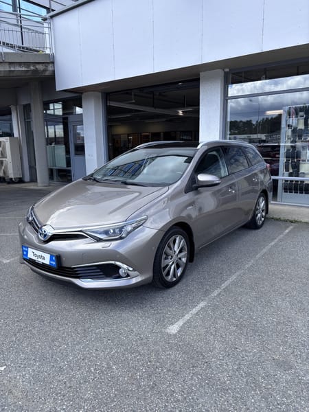 Toyota Auris Touring Sports Hybrid 1,8 Executive