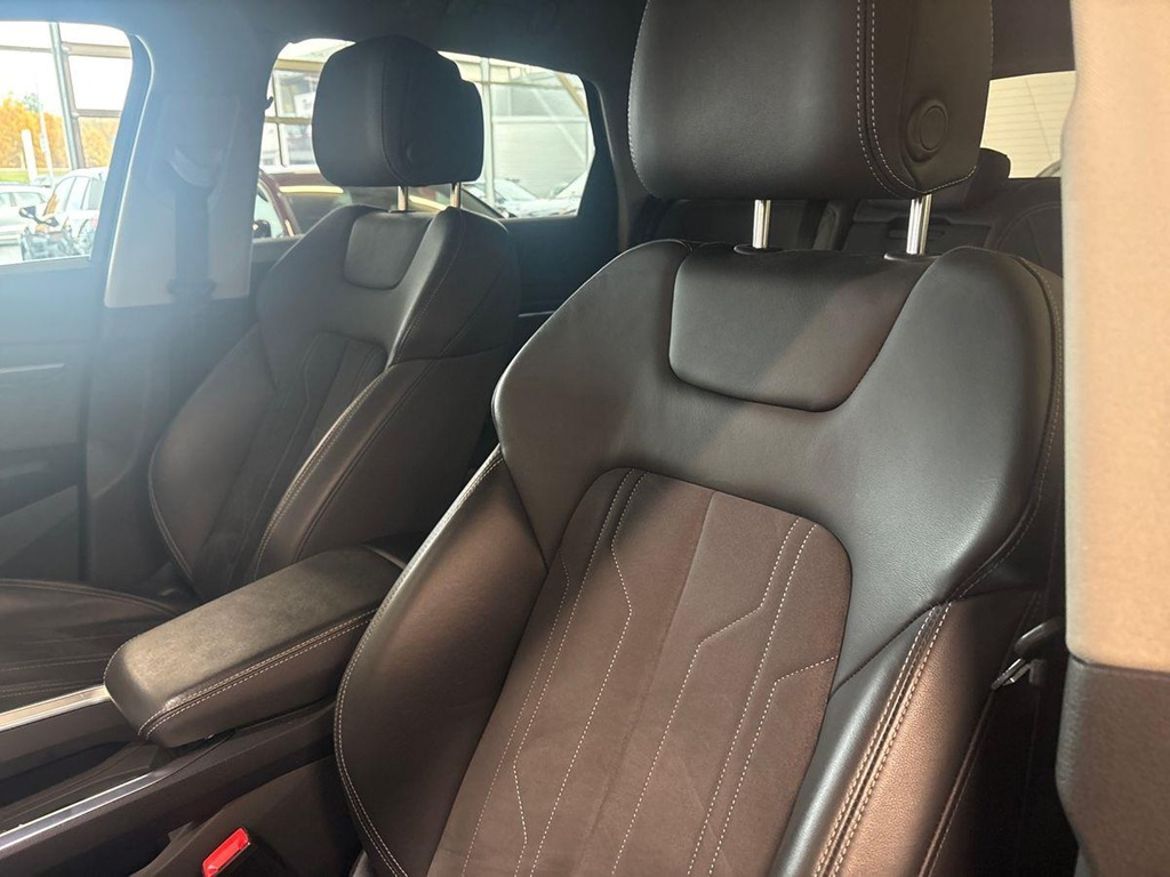 Audi Audi Q8 55 e-tron quattro — bild 11