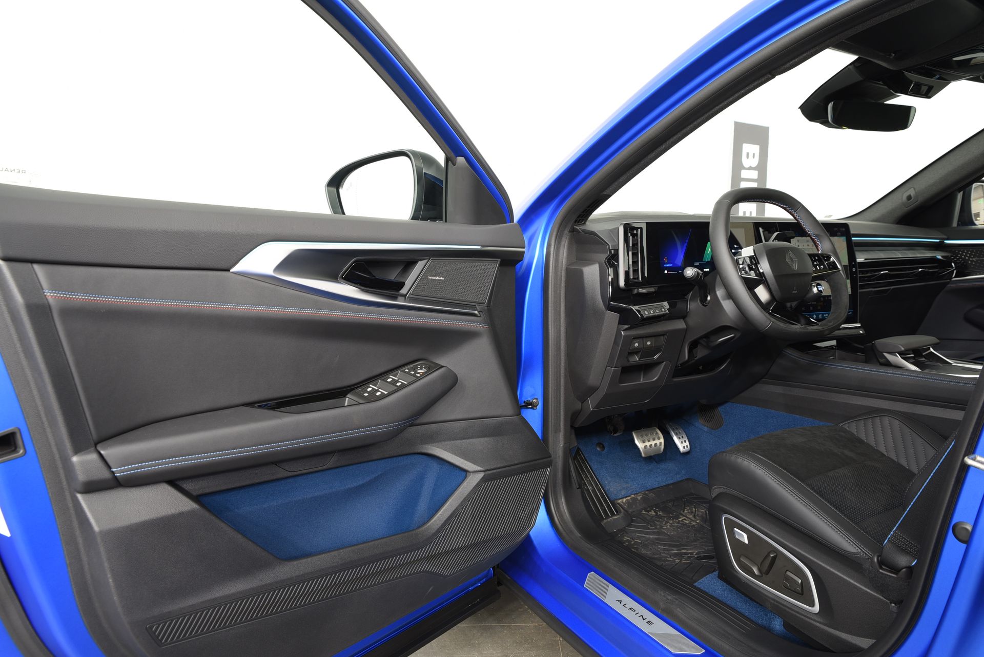 Renault Rafale PHEV 300 atelier Alpine 2025, bild 7/10