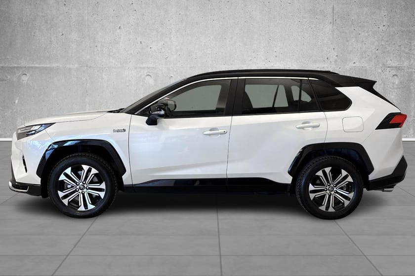 Bilde 2 av Toyota RAV4 Plug-in Hybrid Executive/Bitone/4x4/1 eier/krok/WLTP 75 km/