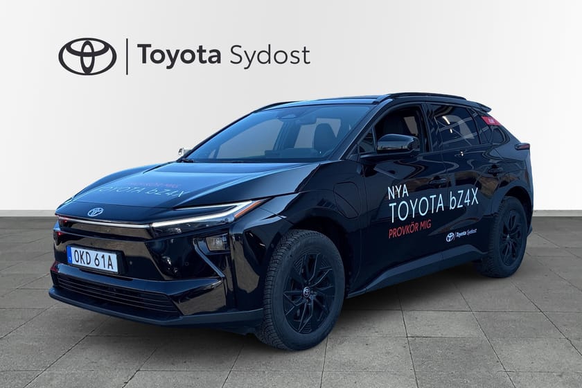Bild 1 av Toyota bZ4X AWD  Executive Automat Navigation Skinn Rattvärme Adaptiv farthållare  Backkamera