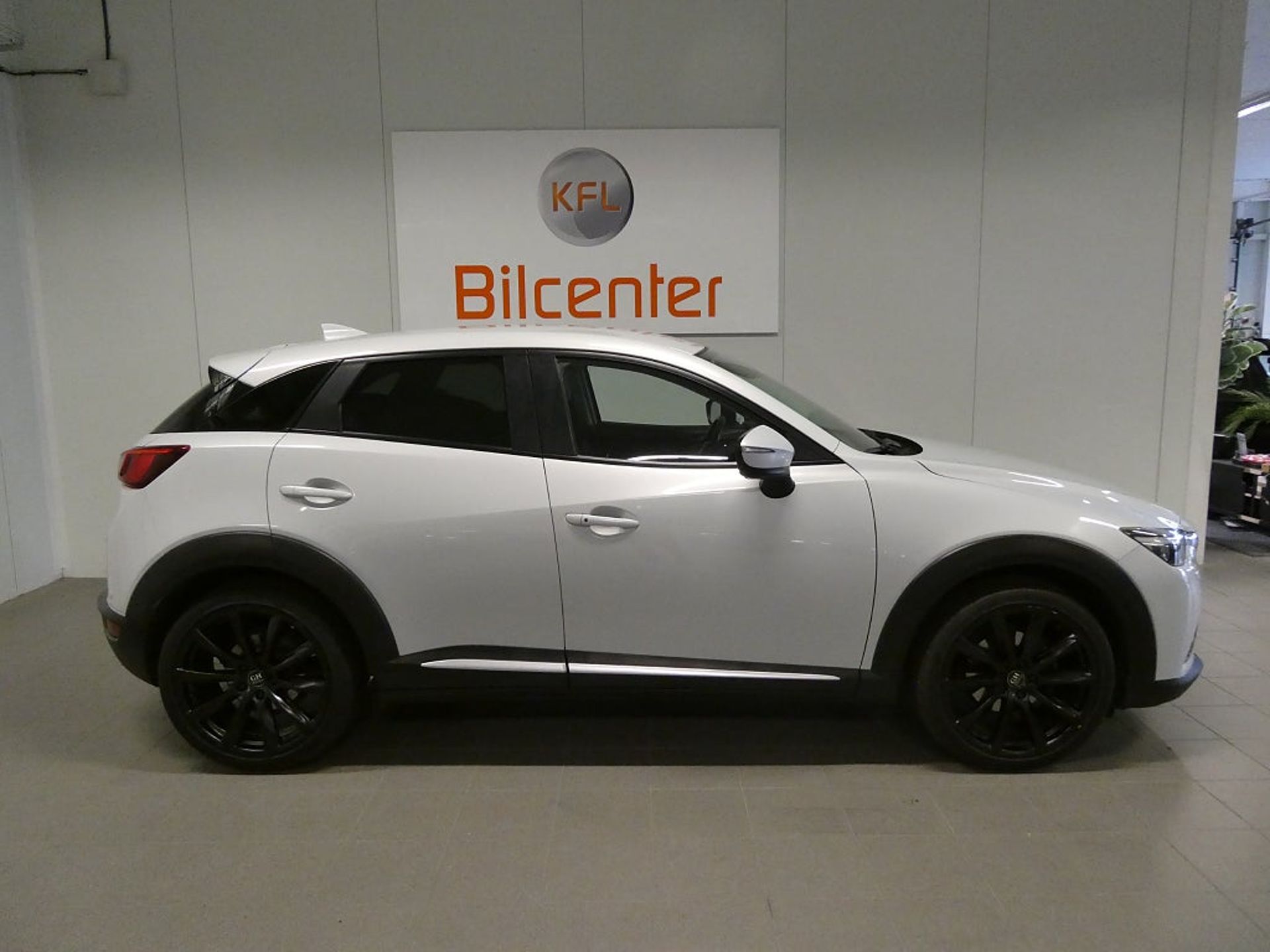 Mazda CX-3 2017, bild 3/10
