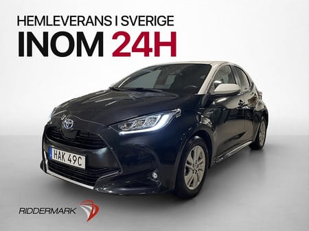 Toyota Yaris Hybrid Style Bi-Tone JBL Kamera Halvskinn