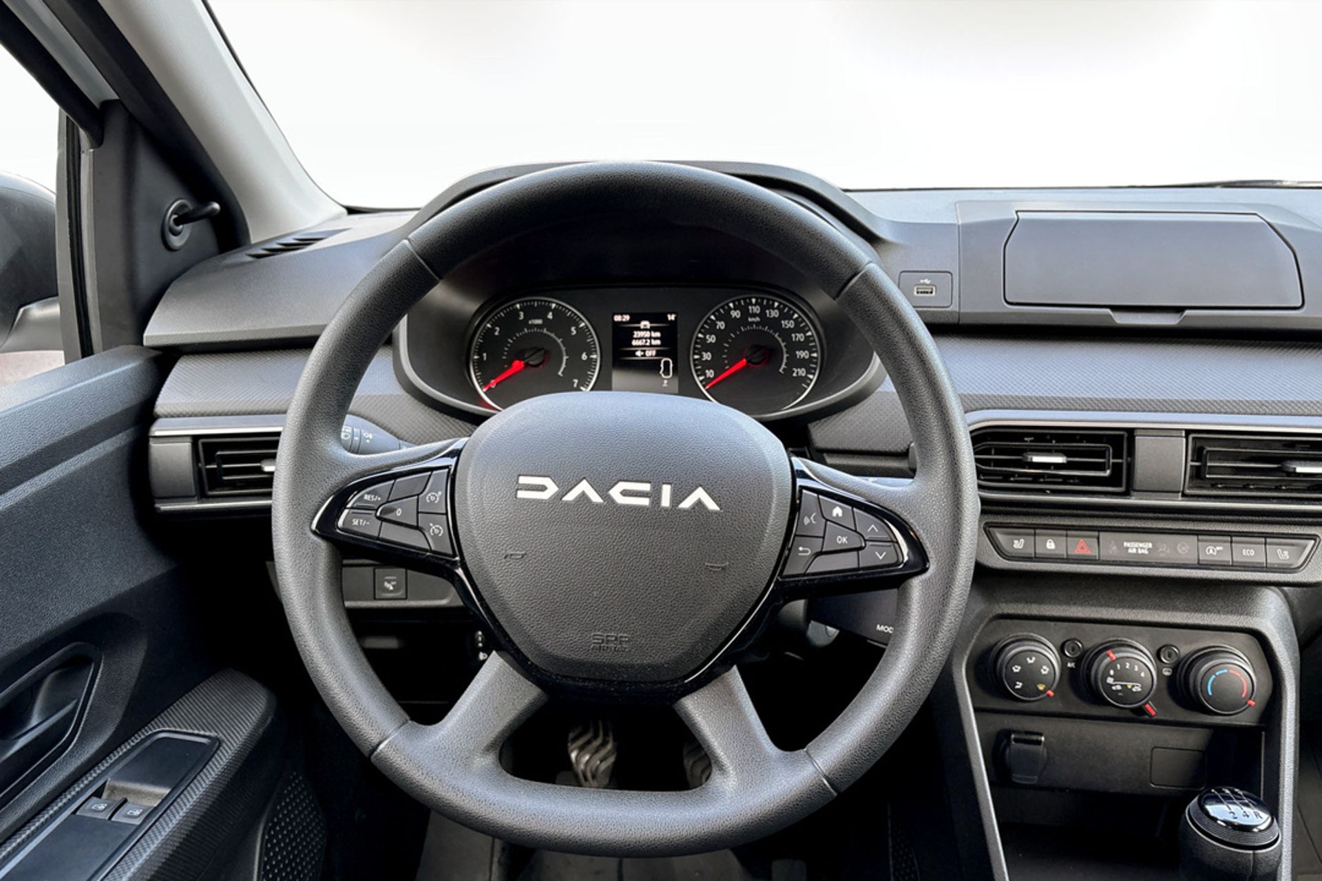 Dacia Sandero 1.0 TCe 2024, bild 7/9