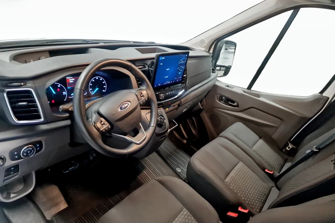 Ford E-Transit 350