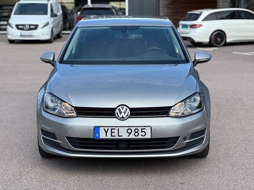 Bild 3 av Volkswagen Golf 1.2 TSI Automat Kamera Sensorer Drag Värmare