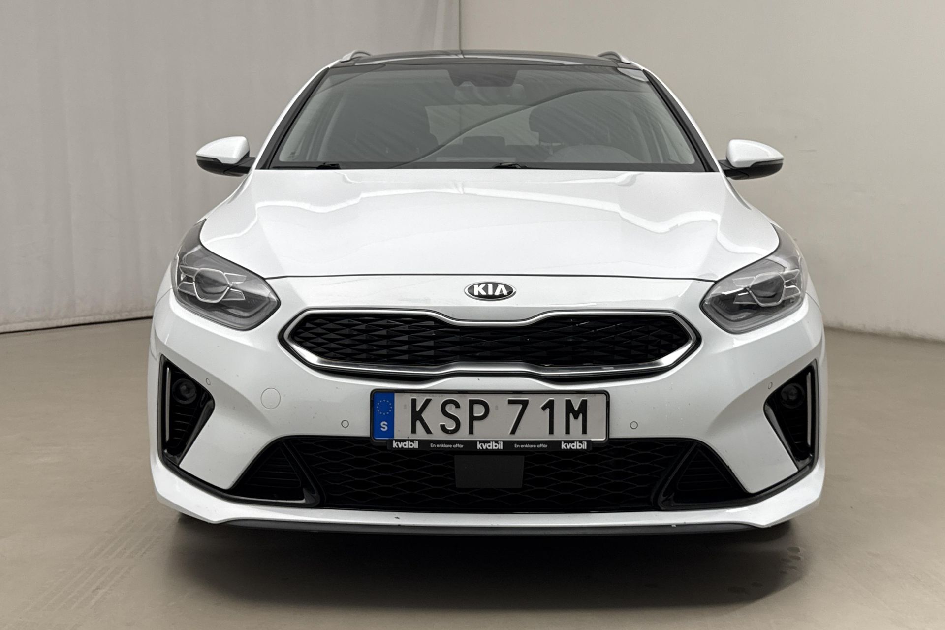 Kia Ceed Sportswagon Plug-in Hybrid 2021, photo 5/10