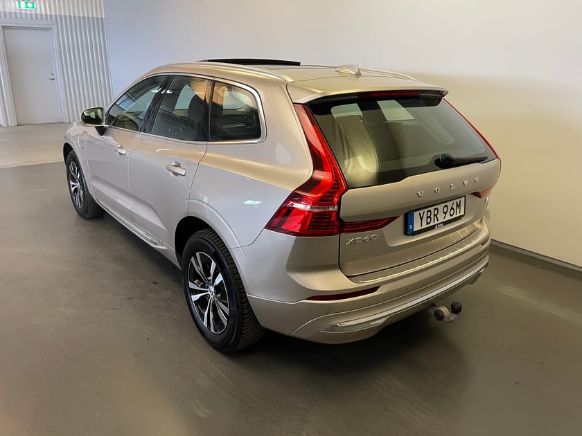 Bild 4 av Volvo XC60 Recharge T6 Core Bright / Dragkrok / Läder / Navigation /