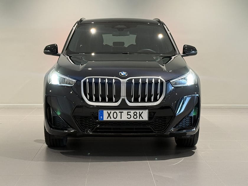 Bild 2 av BMW X1 sDrive18i M Sport Drag Adpt Farth H/K Elstol m minne
