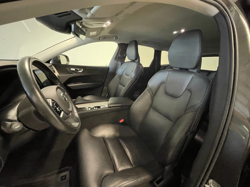 Bild 5 av Volvo XC60 D4 Inscription Drag Läder Nav 360 Kamera HUD