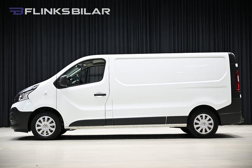 Bild 1 av Renault Trafic Skåpbil 120HK L2 Inredd|Drag|Värmare|Backkamera|EnÄgare|Leasbar