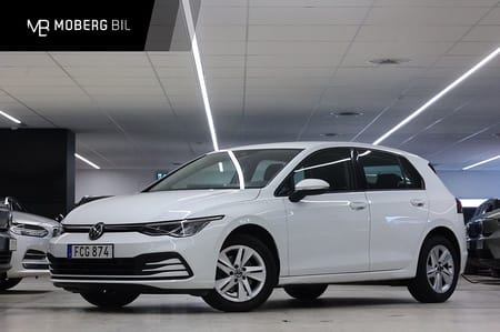 Volkswagen Golf 1.0 TSI 110hk Base Navi CarPlay 2 års garanti!