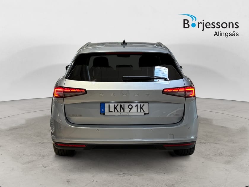 Bild 5 av Škoda Superb Kombi Selection TDI 4x4 193hk Drag/Värmare/HuD/
