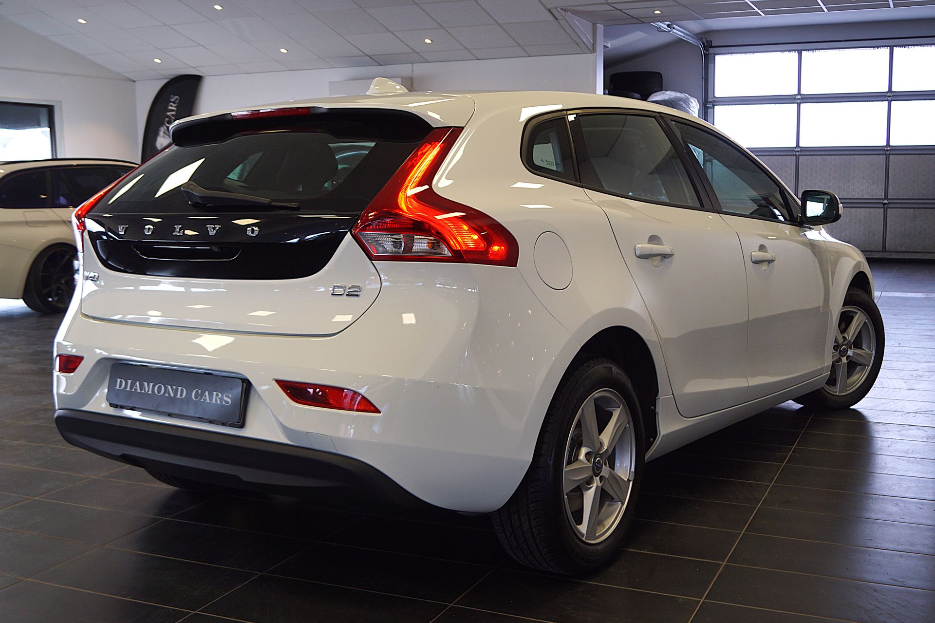 Volvo V40 D2 Kinetic Auto Backkamera 2015, bild 7/22