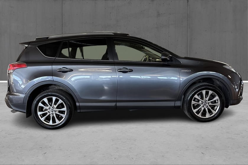 Bilde 4 av Toyota RAV4 Hybrid 2,5 197HK Executive 4WD Skinn, JBL, H.feste