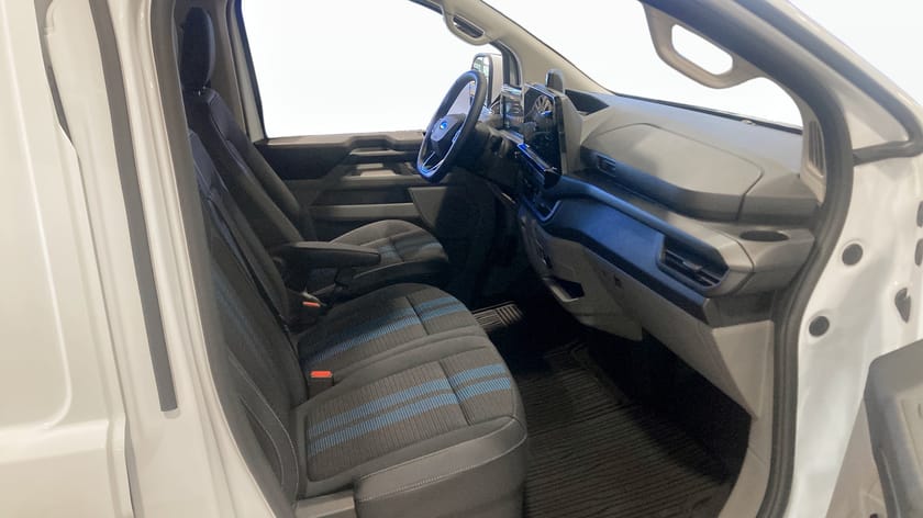 Bild 3 av Ford E-Transit Custom 340 AWD SPORT | SKÅP 320S | 218Hk |  Aut |