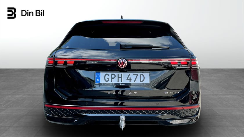 Bild 5 av Volkswagen Passat Variant eHybrid R-Line DSG Edition/Drag/Panorama