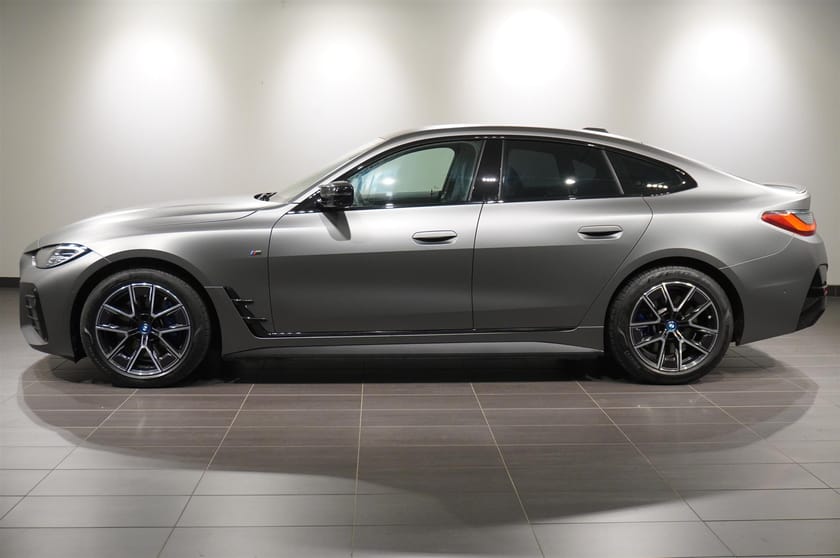 Bild 2 av BMW i4 M50 xDrive Gran Coupé 3,95% Charged H K DA Drag BSI Foilerad