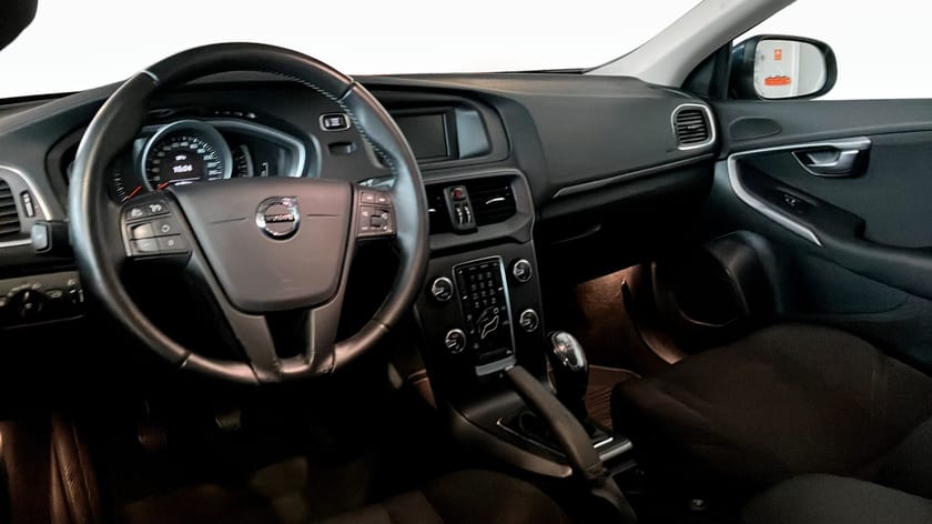 Bild 4 av Volvo V40 