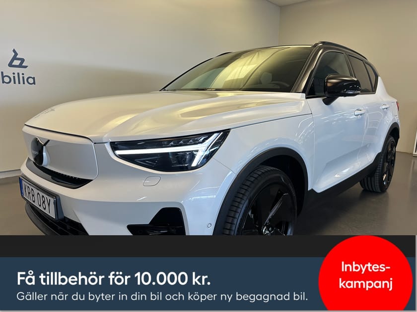 Bild 1 av Volvo EX40 Single Motor Extended Range M R Ultra Black Edt / Navigation / 360 Kamera / Panoramatak /  10.000kr tillbehör /