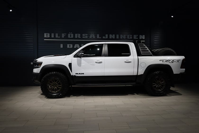 Bild 3 av RAM 1500 TRX Dodge 6.2L V8 Supercharged 711hk LÅG SKATT!