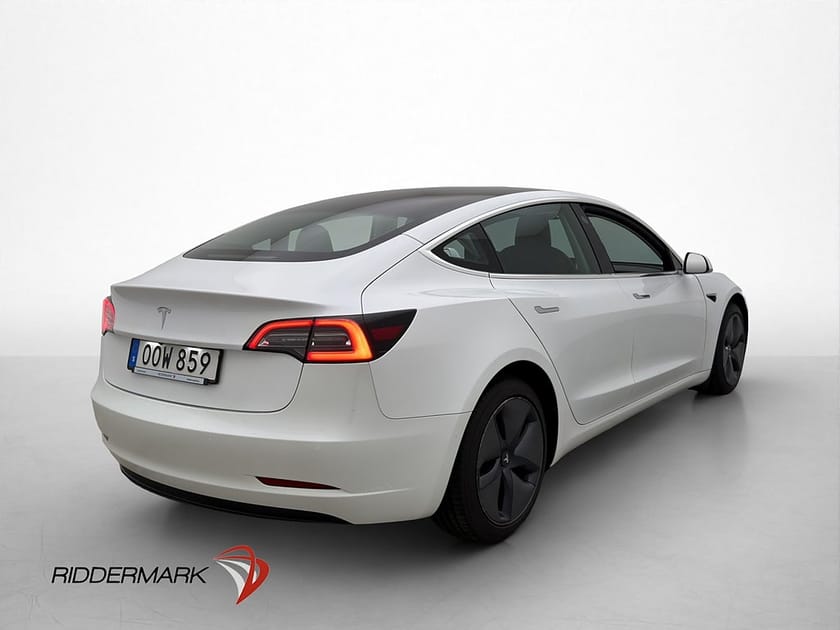 Bild 5 av Tesla Model 3 Long Range AWD Autopilot Svensksåld