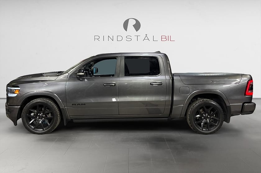 Bild 4 av RAM 1500 Crew Cab 5.7 V8 HEMI 395 HK LARAMIE NIGHT DRAG 360° NAVI MOMS
