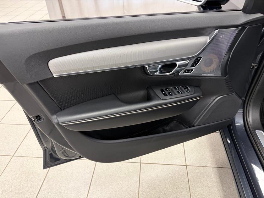 Bild 5 av Volvo V90 D5 AWD R-Design | Loungepaket | Teknikpkt Pro |