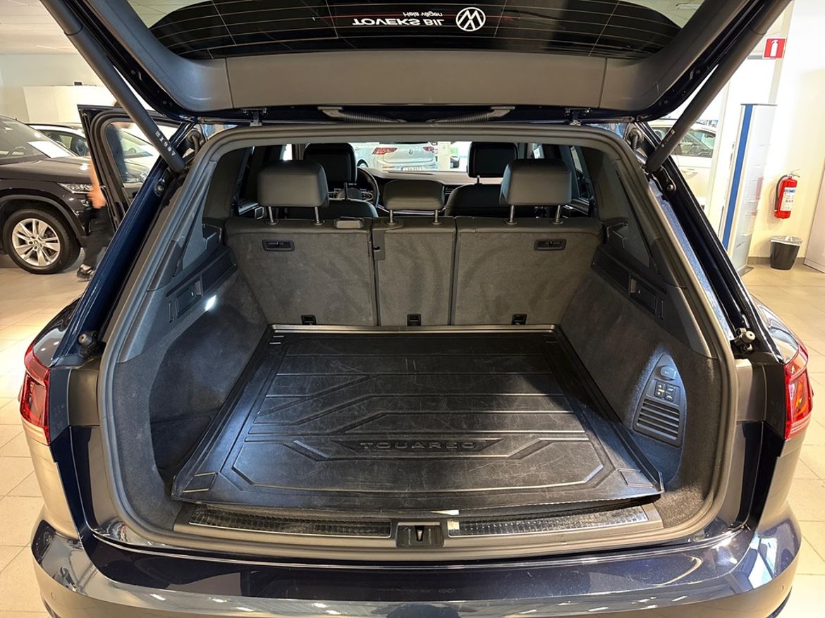Volkswagen Volkswagen Touareg R eHybrid — bild 23