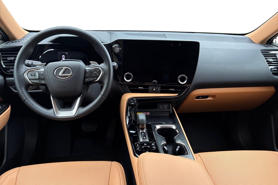 Lexus NX 450h+ E-CVT, 309hp, 2026