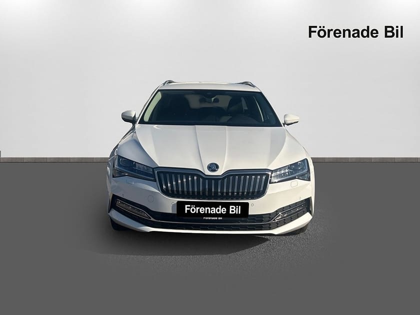 Bild 2 av Škoda Superb iV Kombi
