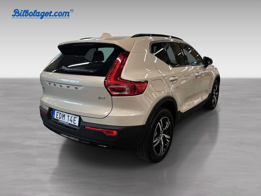 Bild 5 av Volvo XC40 B4 FWD Bensin Plus Dark