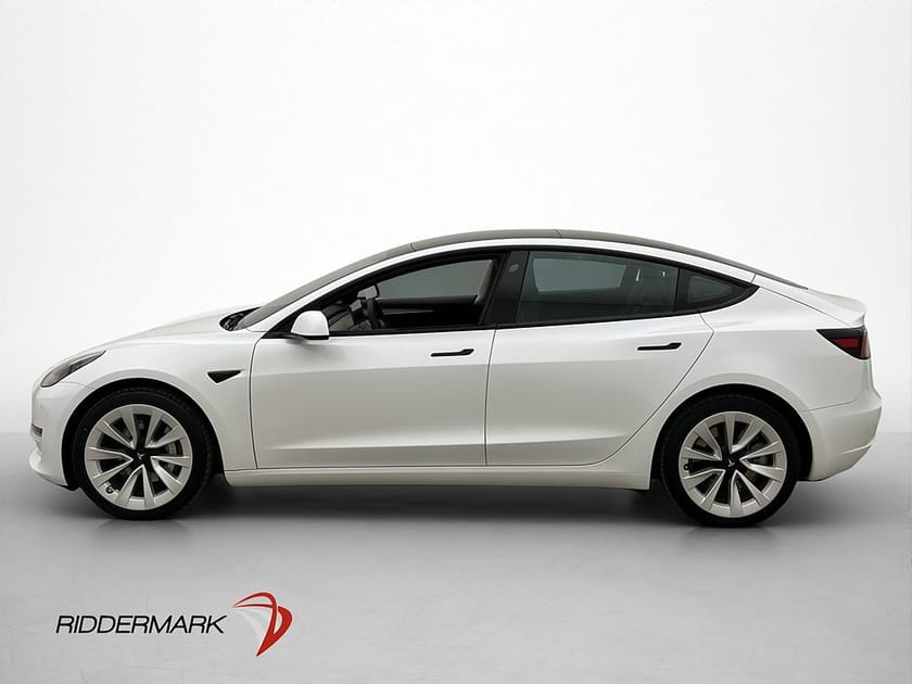 Bild 5 av Tesla Model 3 Long Range AWD 440hk Pano Navi Kamera Skinn