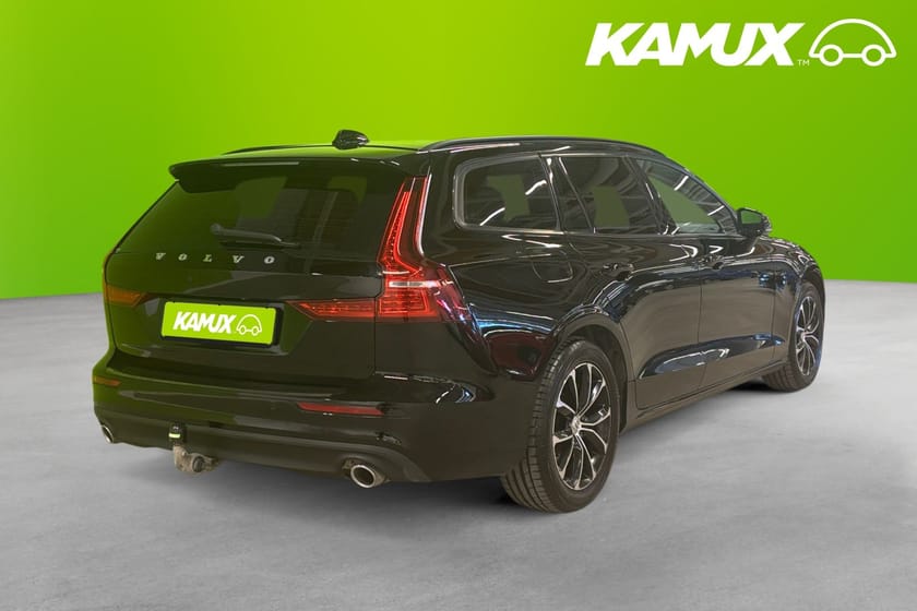 Bild 4 av Volvo V60 D3 AWD Momentum 150hk Värmare Navi Kamera Drag BLIS Kambytt
