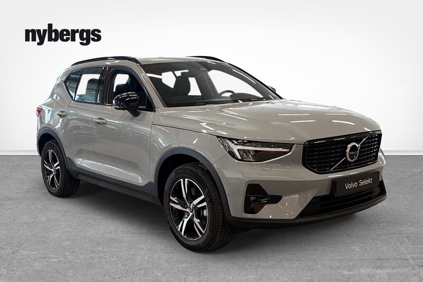 Bild 5 av Volvo XC40 B3 FWD Bensin Plus Dark