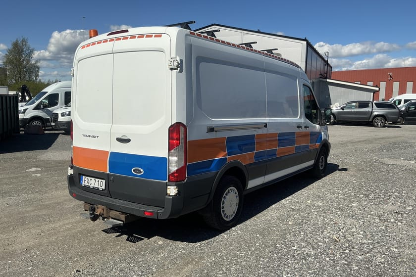 Bild 5 av Ford Transit 350 2.2 TDCi AWD (125hk) Reparationsobjekt