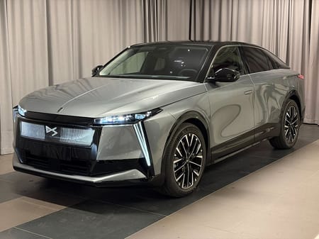 DS N°8 N8 Étoile Long Range AWD Inkl. Dragkrok