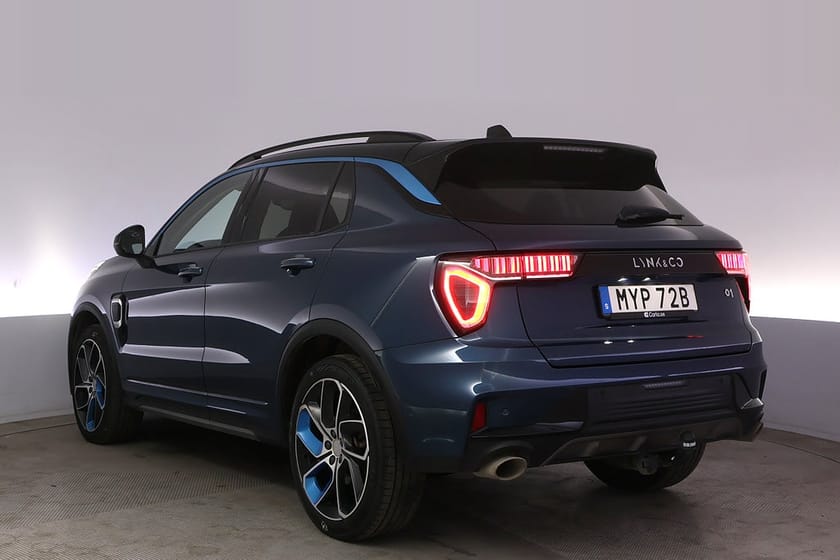 Bild 4 av Lynk & Co 01 PHEV Pano 360 Adap Farth Infinity BLIS Drag