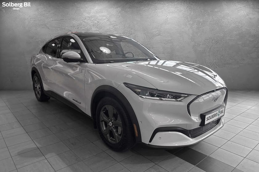 Bilde 2 av Ford Mustang Mach-E Long Range LR RWD 610 km TEKNO+/PANO/B&O/1-EIER/CAR-PLAY