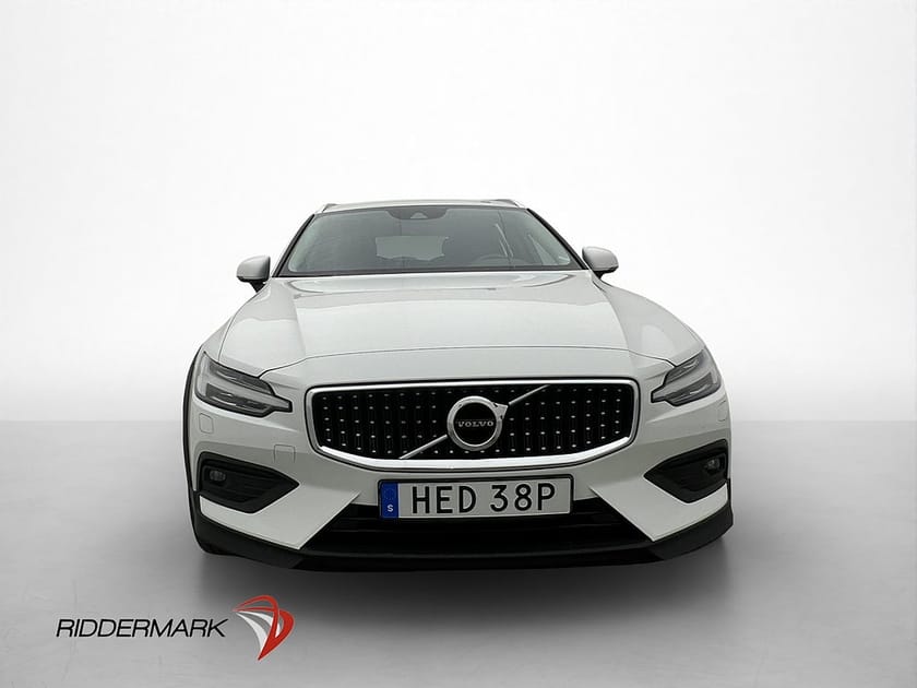 Bild 2 av Volvo V60 Cross Country D4 AWD SE II Värm Keyless P-Sensorer